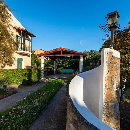 Classy & Traditional House With Fantastic View * Kanali (Corfu)